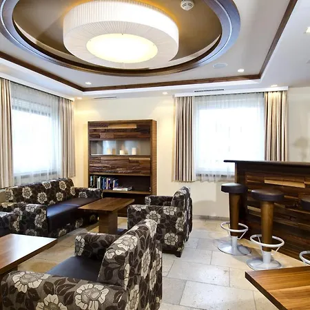 Garni Astoria Отель