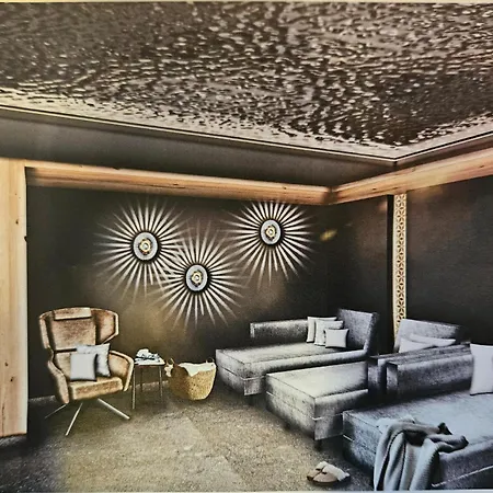 Garni Astoria