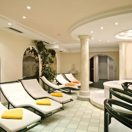 Garni Astoria Hotel