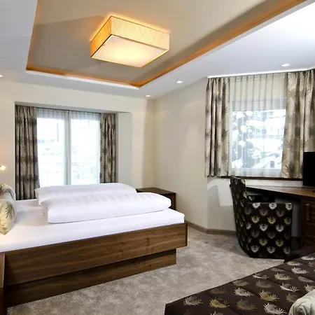 Garni Astoria 4*