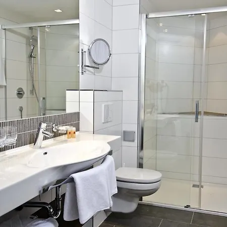 Garni Astoria 4* אישגל