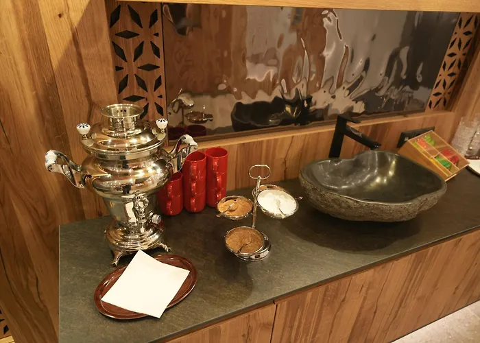 Garni Astoria イシュグル