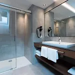 Garni Astoria 4*