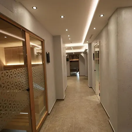 Garni Astoria