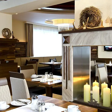 Garni Astoria 4*